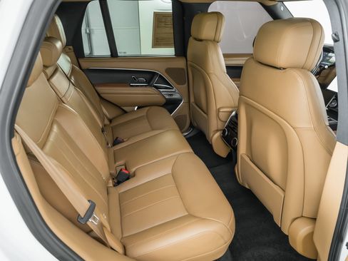 Used 2023 Land Rover Range Rover SE AWD/4WD image 22