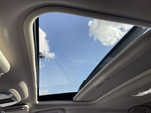 Used 2019 Subaru Crosstrek 2.0i Limited w/ Moonroof Package image 10