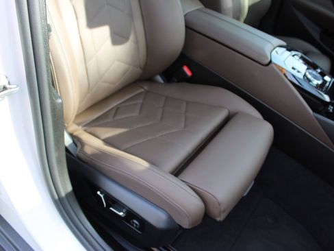 Used 2024 BMW 530i xDrive w/ Executive Package image 26