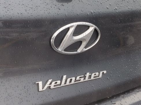 Used 2019 Hyundai Veloster 2.0 image 13