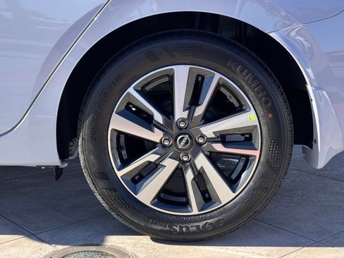 New 2025 Nissan Versa SV image 8