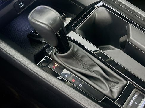 Used 2024 Honda Accord EX-L image 23