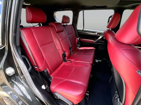 Used 2023 Lexus GX 460 Luxury w/ Accessory Package AWD/4WD image 20