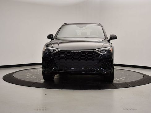 Certified 2025 Audi Q5 2.0T Premium Plus image 8