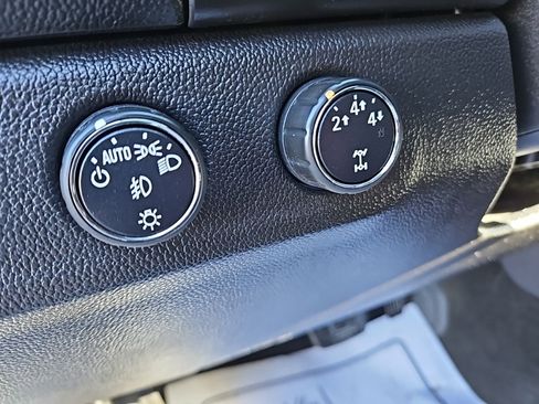 Used 2015 Chevrolet Colorado LT w/ LT Convenience Package image 14