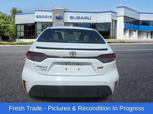Used 2024 Toyota Corolla XSE FWD image 5