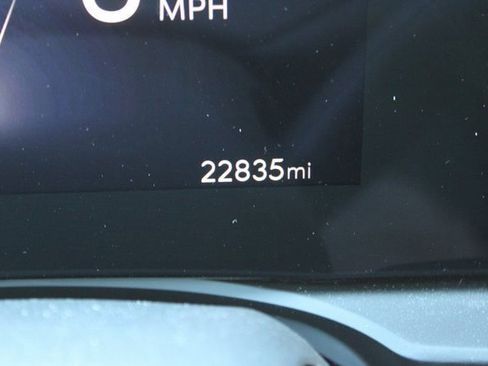 Used 2024 Buick Envista Avenir image 11