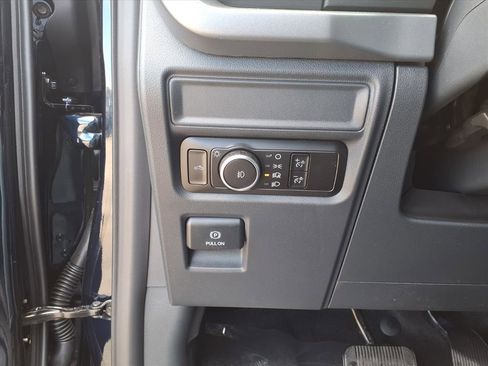 New 2026 Ford F150 XLT w/ XLT Black Appearance Package image 18