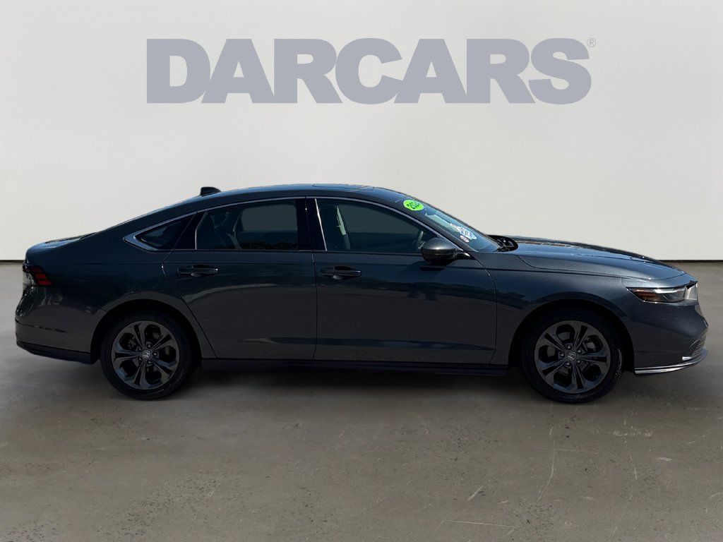 Used 2024 Honda Accord EX image 8