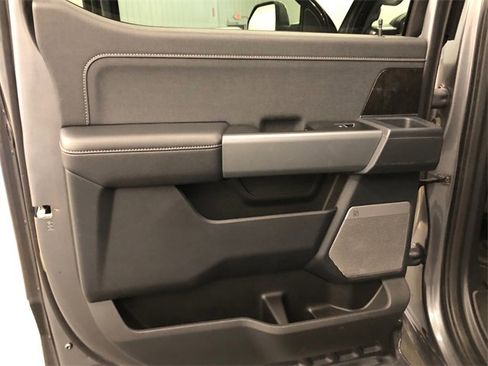 Used 2023 Ford F250 Lariat w/ Camper Package image 31