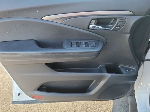 Used 2021 Honda Pilot Special Edition image 19