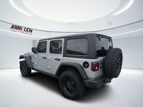 Used 2024 Jeep Wrangler Unlimited Sport AWD/4WD image 5