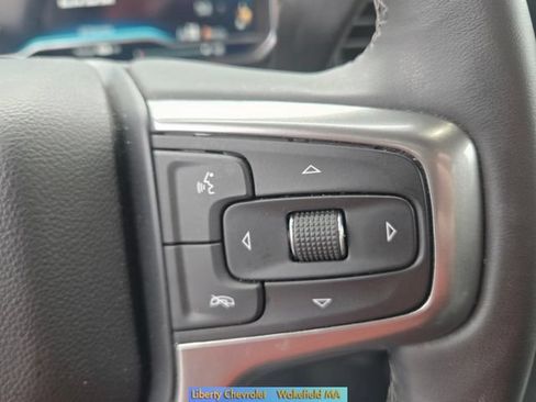 Used 2025 Chevrolet Silverado 1500 LT AWD/4WD image 19
