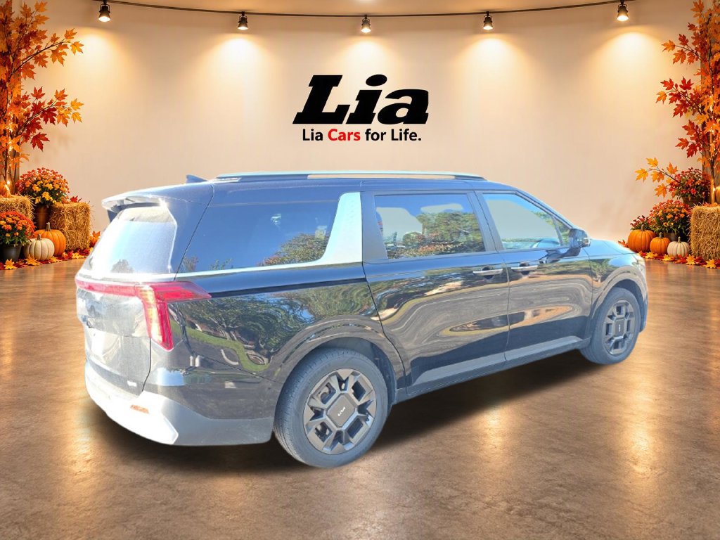 Used 2025 Kia Carnival EX FWD image 9