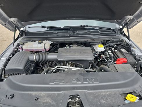 Used 2025 RAM 1500 Big Horn AWD/4WD image 34