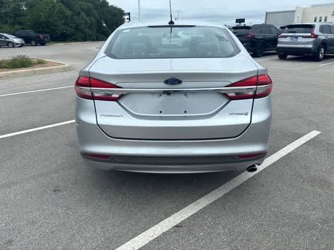 Used 2018 Ford Fusion S FWD image 4