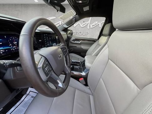 Used 2024 Chevrolet Silverado 1500 LT Trail Boss w/ Convenience Package II AWD/4WD image 24
