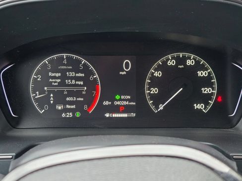 Used 2023 Honda Pilot TrailSport image 24