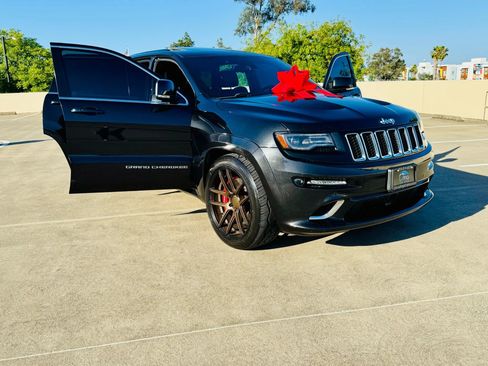 Used 2014 Jeep Grand Cherokee SRT8 w/ Luxury Group II image 61