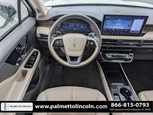 Used 2024 Lincoln Corsair Reserve w/ Equipment Group 201A image 14