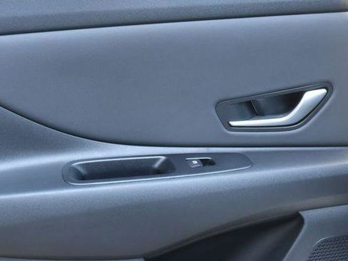 New 2026 Hyundai Elantra Limited FWD image 19