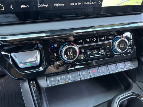 New 2026 GMC Sierra 1500 AT4X w/ AT4X AEV Edition image 41