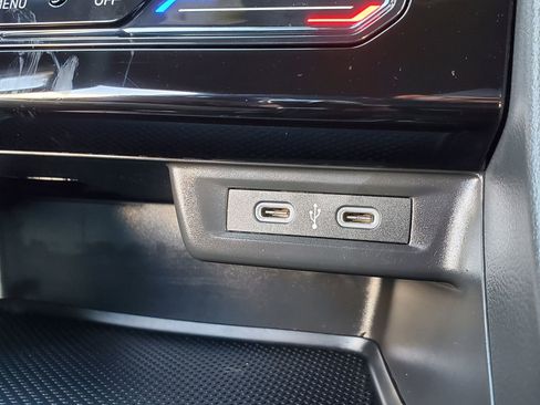 Used 2025 Volkswagen Jetta Sport image 28