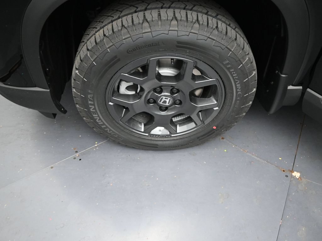 Certified 2025 Honda Pilot TrailSport image 41