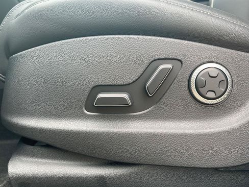 New 2026 Genesis GV80 2.5T Advanced AWD/4WD image 22