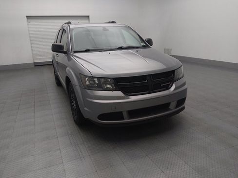 Used 2018 Dodge Journey SE w/ Popular Equipment Group image 14