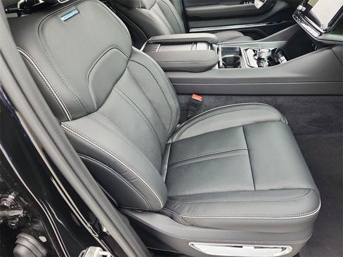 New 2024 Jeep Grand Wagoneer L Series II w/ Quick Order Packagew 28T image 17