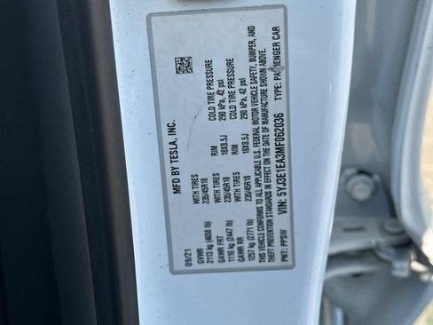 Used 2021 Tesla Model 3 Standard Range Plus RWD image 27