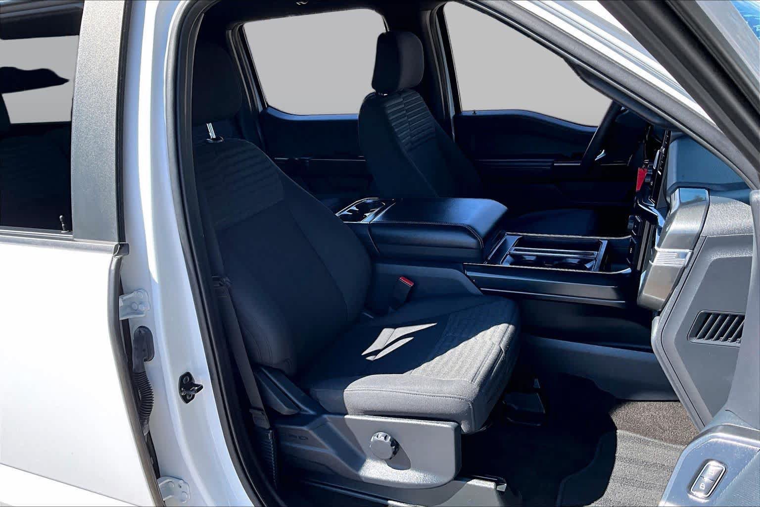 Certified 2022 Ford F150 XL w/ STX Appearance Package RWD image 8