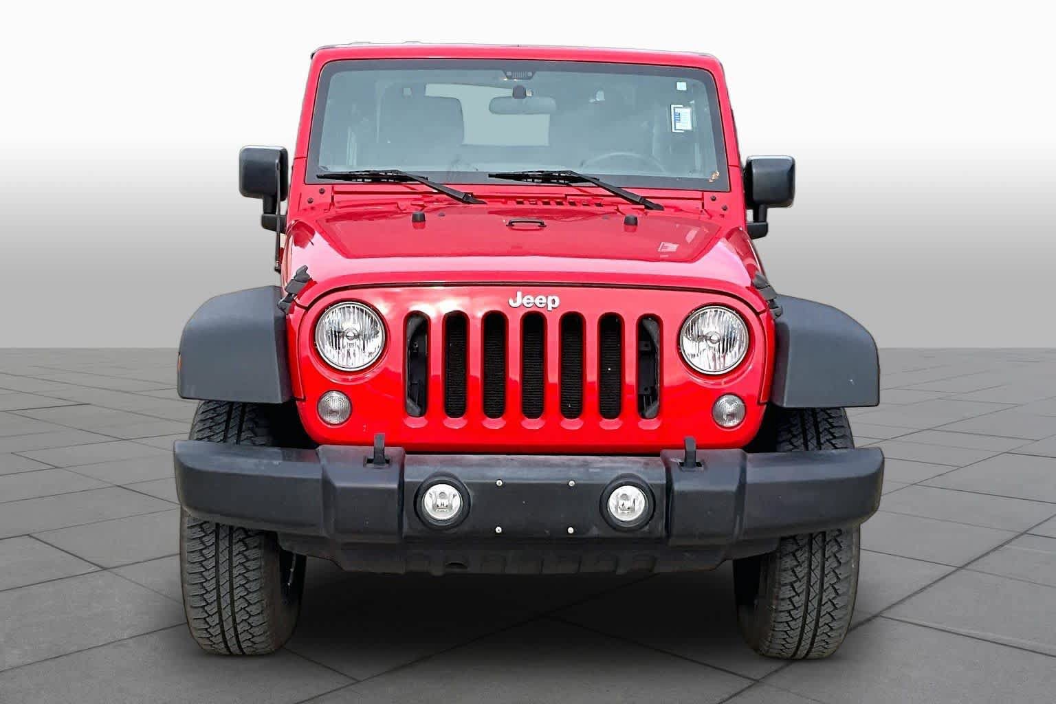 Used 2016 Jeep Wrangler Sport w/ Connectivity Group AWD/4WD image 4