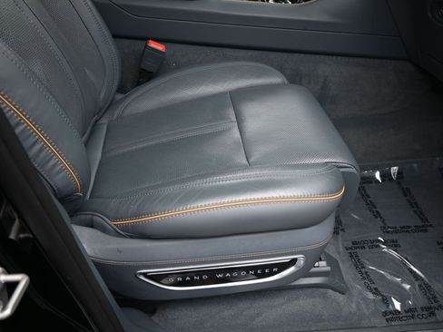 Used 2022 Jeep Grand Wagoneer Series II w/ Flexible Seating Group image 46