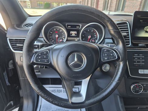 Used 2017 Mercedes-Benz GLS 450 4MATIC image 29