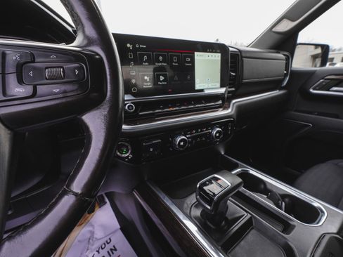 Used 2022 GMC Sierra 1500 Elevation image 21