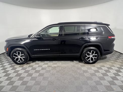 Used 2025 Jeep Grand Cherokee L Limited AWD/4WD image 2