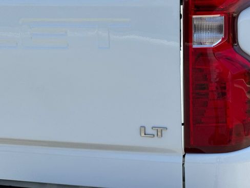 Certified 2025 Chevrolet Silverado 2500 LT w/ Convenience Package AWD/4WD image 28