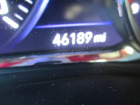 Certified 2023 GMC Acadia Denali w/ Denali Ultimate Package image 32