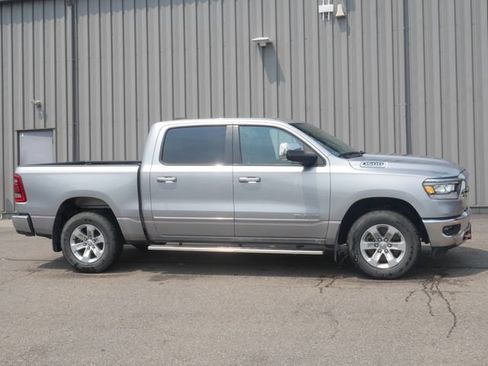Used 2024 RAM 1500 Laramie AWD/4WD image 2