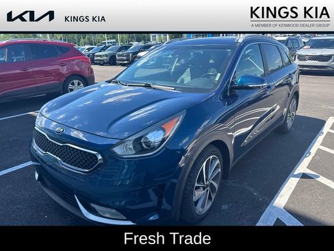 Used 2017 Kia Niro Touring w/ Advanced Technology Package FWD image 1