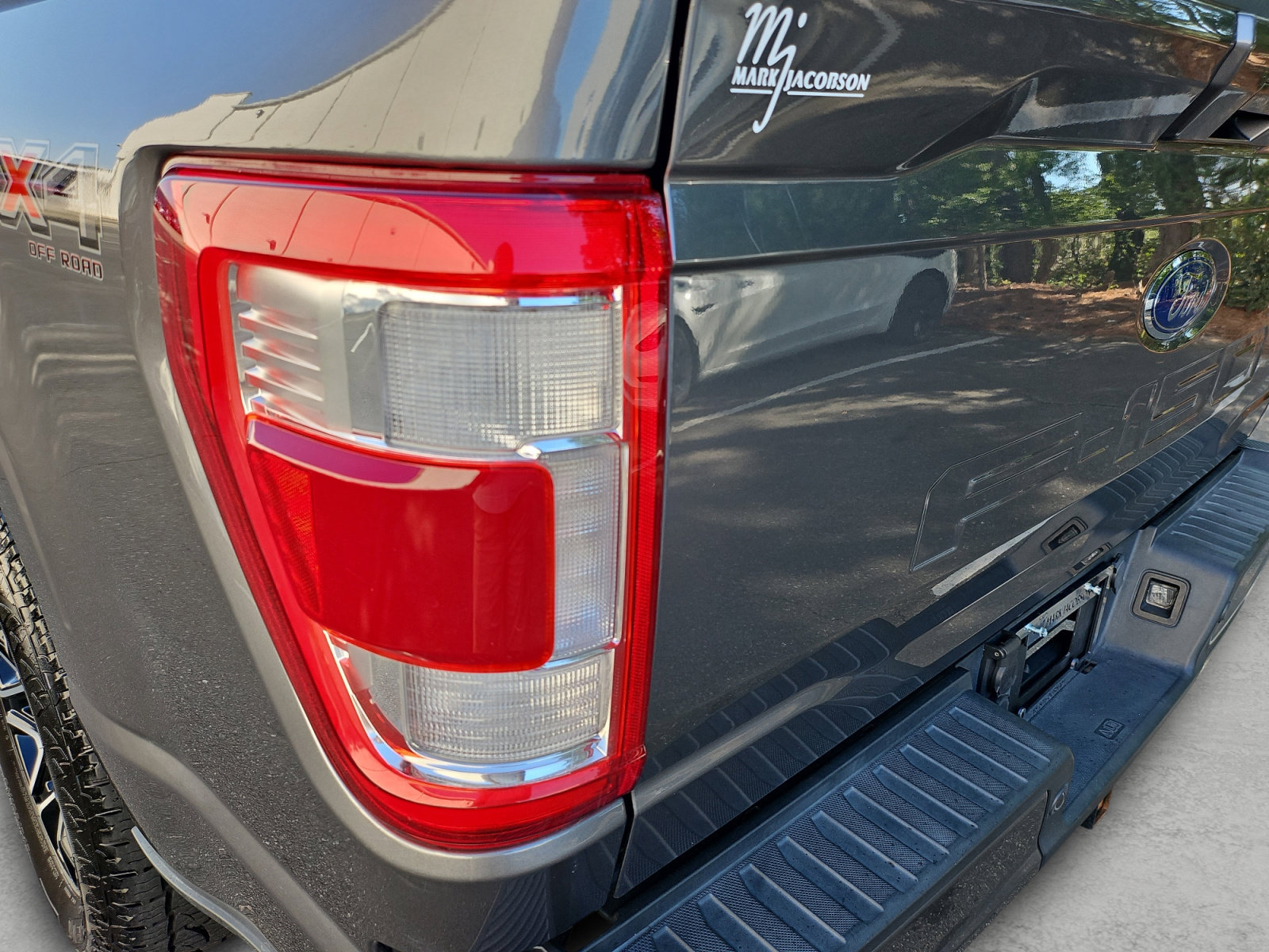 Used 2022 Ford F150 Lariat w/ Equipment Group 502A High AWD/4WD image 22