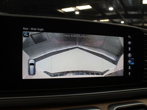 Used 2020 Mercedes-Benz GLS 450 4MATIC image 77
