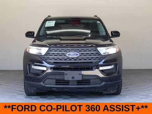 Used 2024 Ford Explorer XLT w/ Equipment Group 202A AWD/4WD image 5