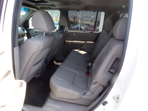 Used 2013 Honda Pilot Touring image 12