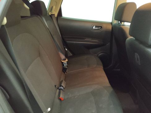 Used 2015 Nissan Rogue S w/ Convenience Package FWD image 19