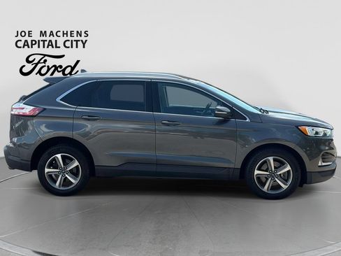 Used 2019 Ford Edge SEL w/ Equipment Group 201A AWD/4WD image 3