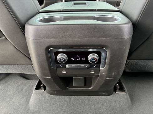 Used 2021 Chevrolet Tahoe Premier AWD/4WD image 29