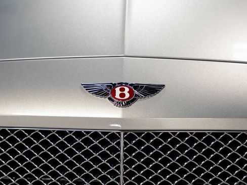 Used 2017 Bentley Continental GT image 9